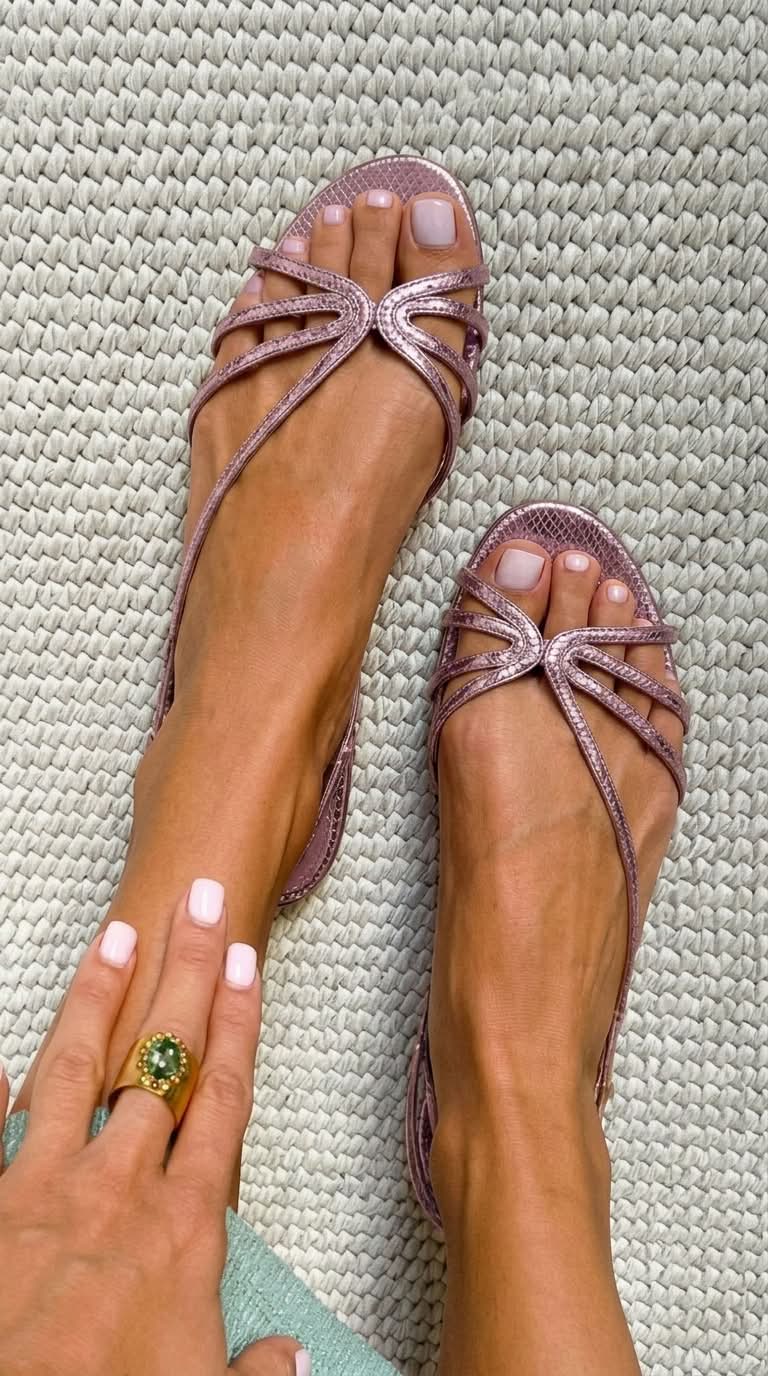 Francesca - Knot Front Flat Sandals — Pink