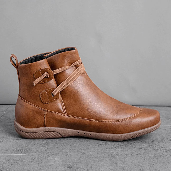 Maddison - Leather Boots with Toggles