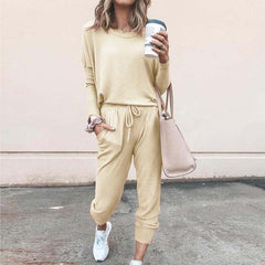 Hannah - Tee and Jogger Lounge Set — Yellow
