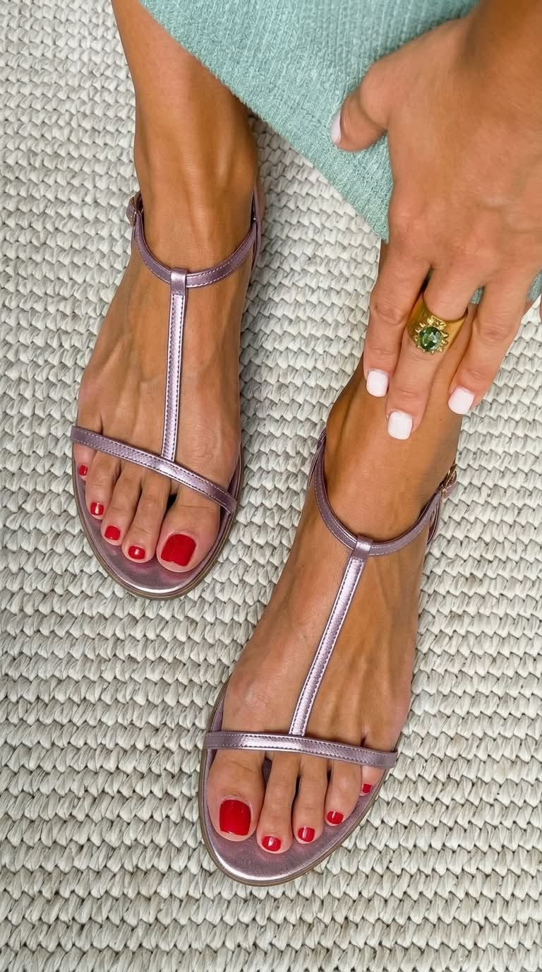 Noelle - T Bar Flat Sandals — Lavender