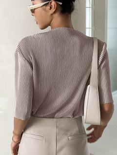 Henrietta - Pleated Puff Sleeve Blouse