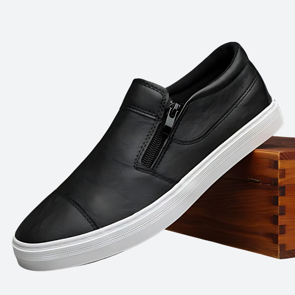 Lincoln - Leather Zip Sneakers — Black