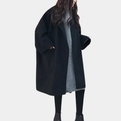 Yvonne - Cape Coat with Pockets — Black