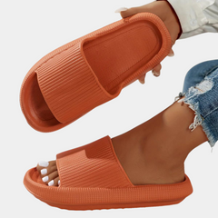 Colette - Thick Sole Pool Slides