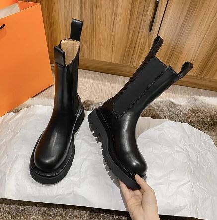 Roberta - Chunky Sole Chelsea Boots