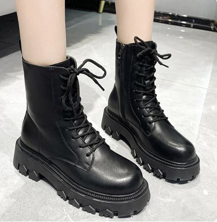 Annalise - Lace up Boots with Fur Trim