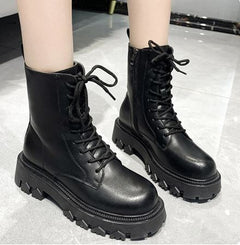 Annalise - Lace up Boots with Fur Trim