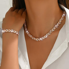 Iona - Fishtail Chain Jewellery Set — Rose Gold