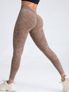 Bernadette - Washed Scrunch Leggings — Peru