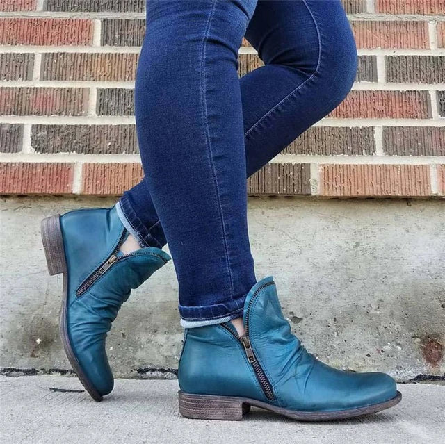 Christina - Leather Ankle Boots with Zip — Blue