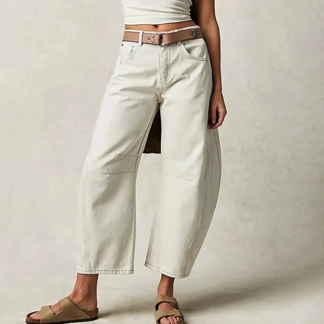 Lucy - Relaxed Barrel Jeans — White