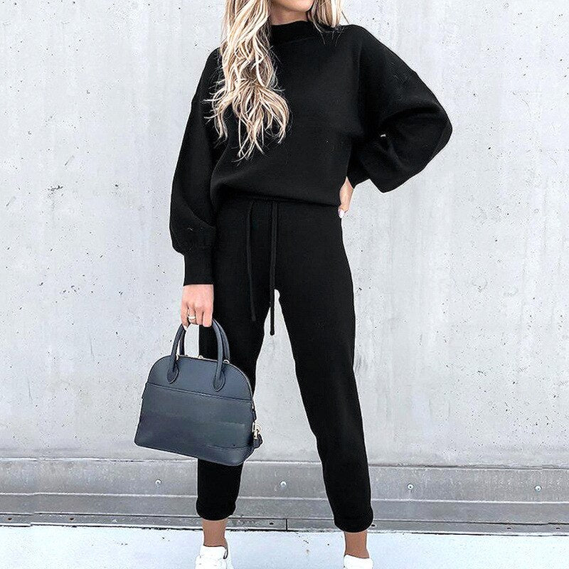 Gwendolyn - Turtleneck and Joggers Set — Black