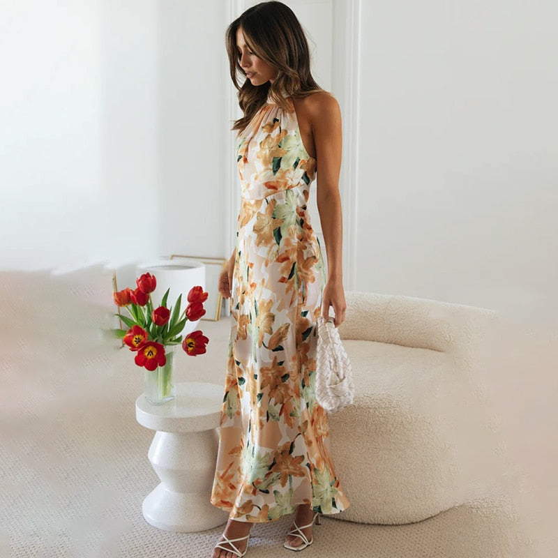 Maryanne - Floral Halter Maxi Dress