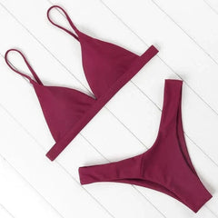 Chelsea - Simple Triangle Bikini — Burgundy