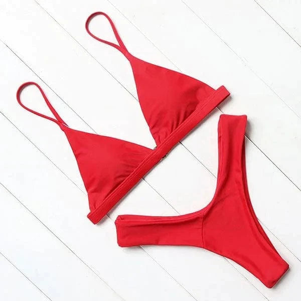 Chelsea - Simple Triangle Bikini — Red