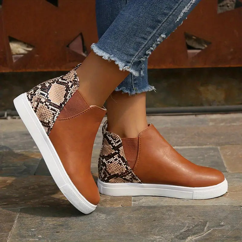 Madeleine - Boots with Snake Print Panel