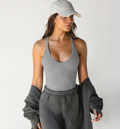 Dominique - Fitted Scoop Cami Top — Light Gray