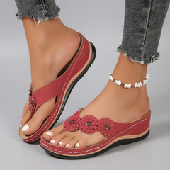 Alexandra - Flower Toe Post Sandals — Red