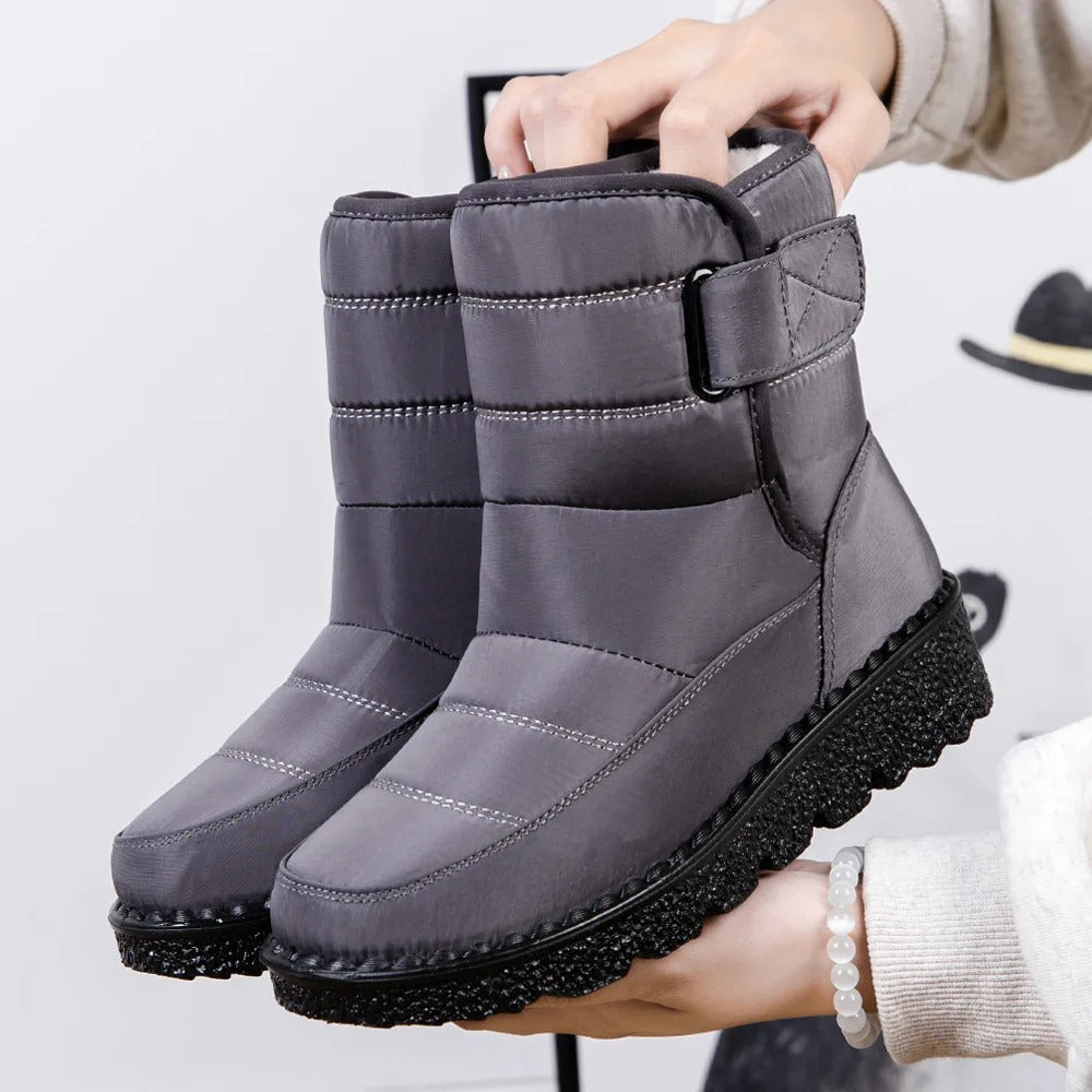 Eleanor - Padded Buckle Snow Boots — Grey