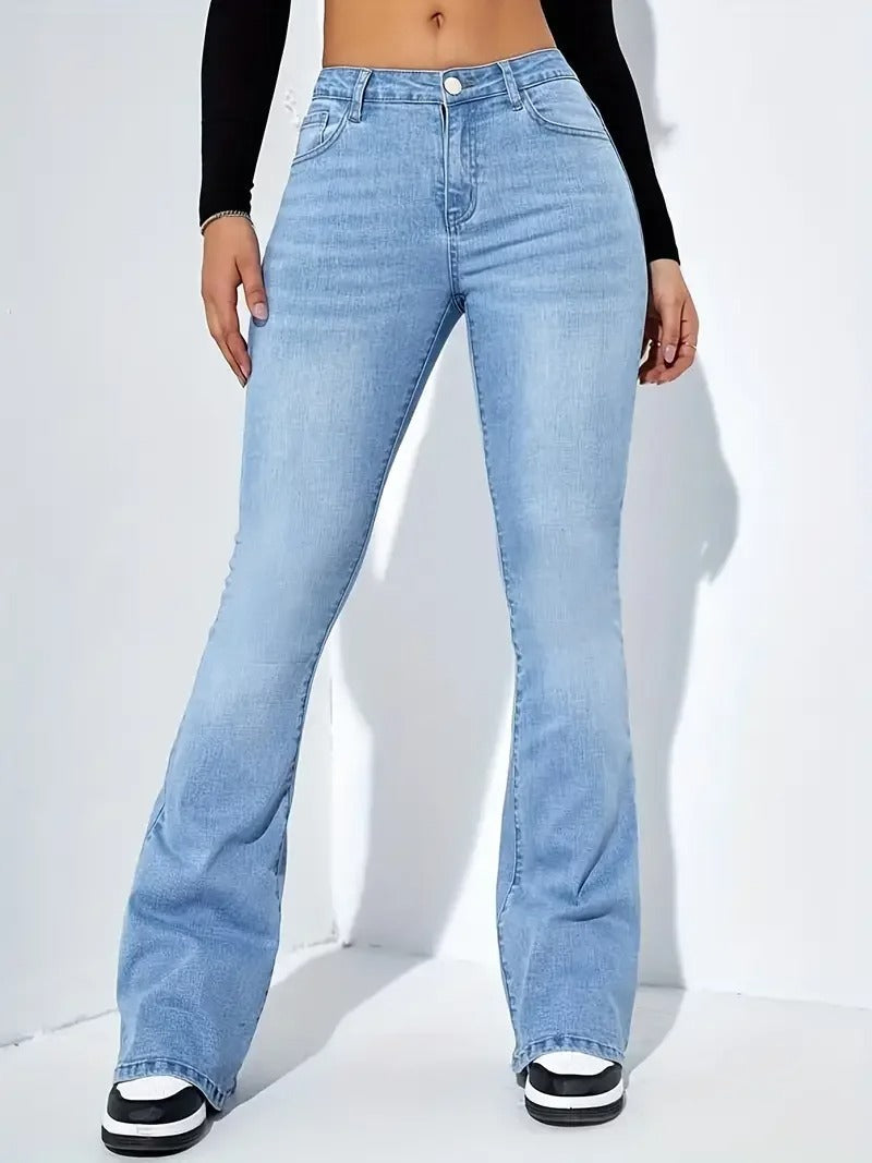 Rosie - High Waist Flare Jeans — Light blue